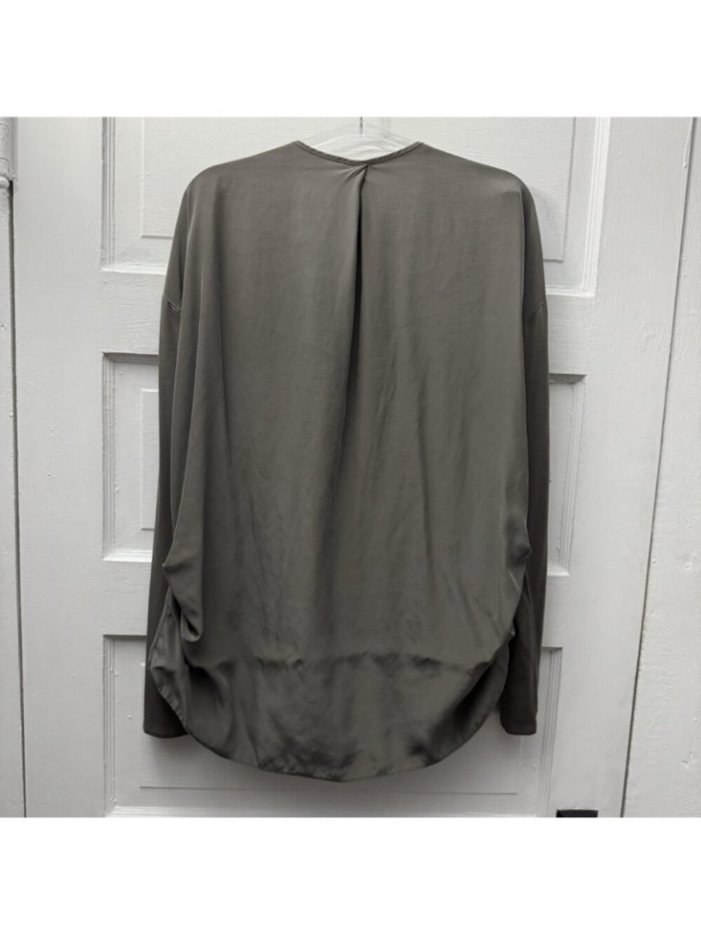 Heather Silk Blouse XL Taupe Gray Draped V Neck Long Sleeve High Low Top - Picture 3 of 6